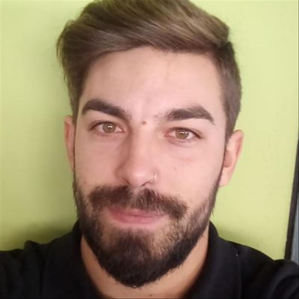 German busca trabajo de Camarero