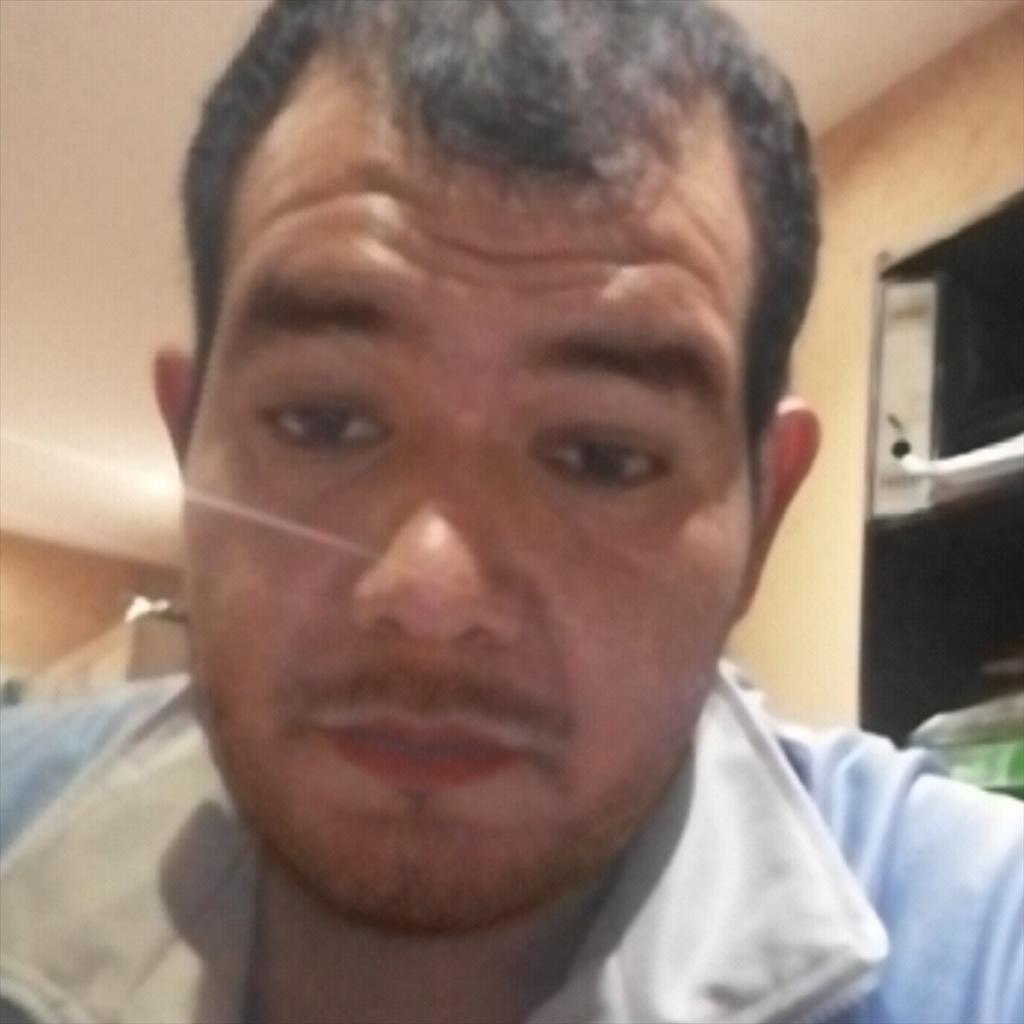 Freddy Mauricio  busca trabajo de Camarero