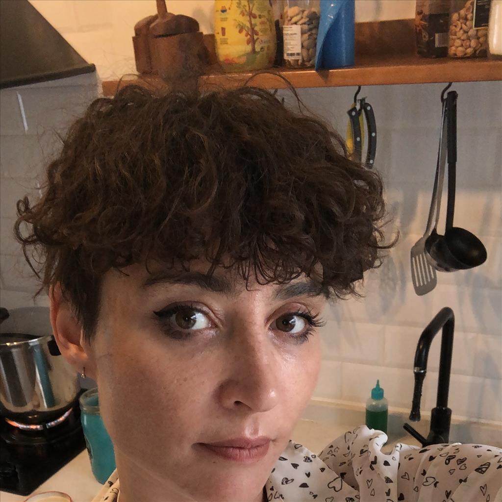 Laura natalia busca trabajo de Camarera | BUSCOCAMARERO.ES
