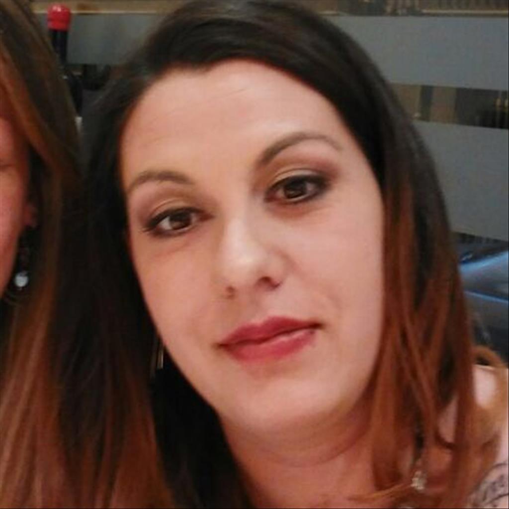 Serezade busca trabajo de Repartidor