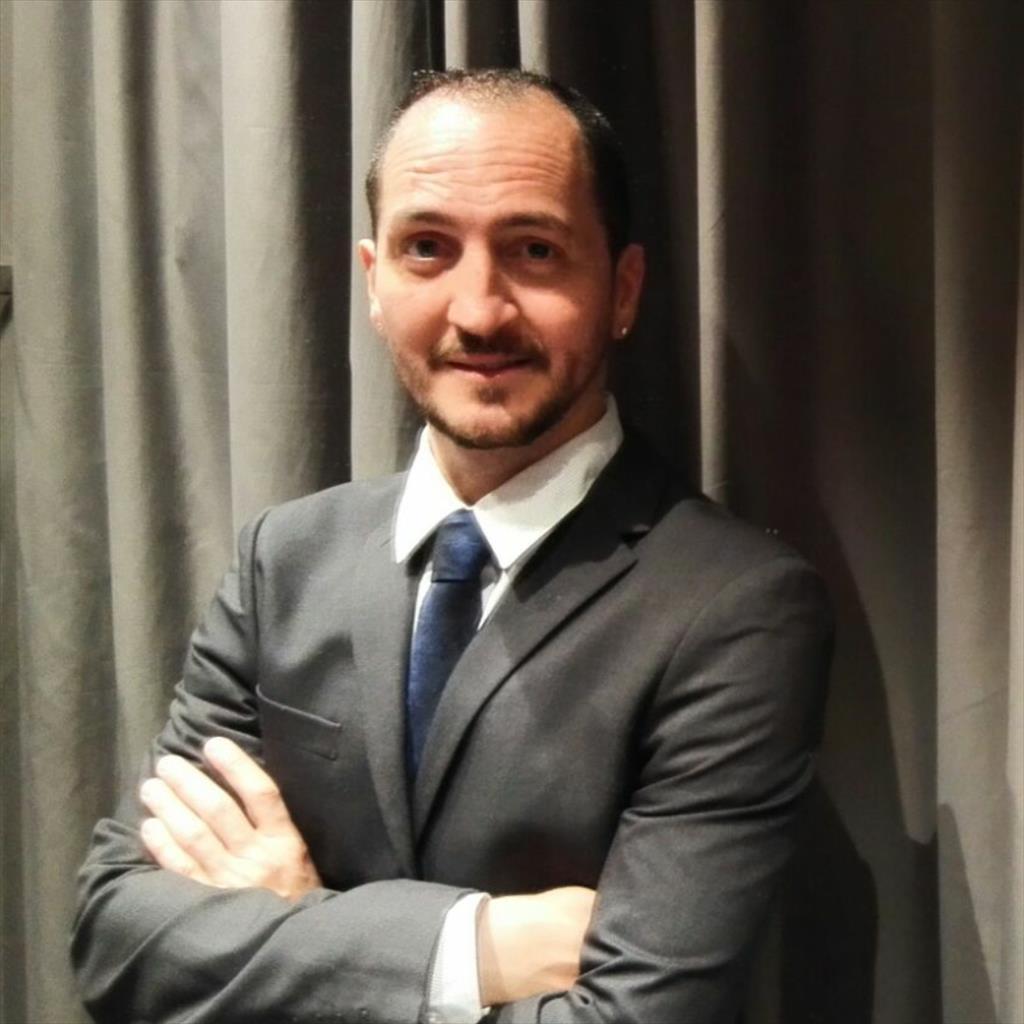 Antonio busca trabajo de Personal de limpieza