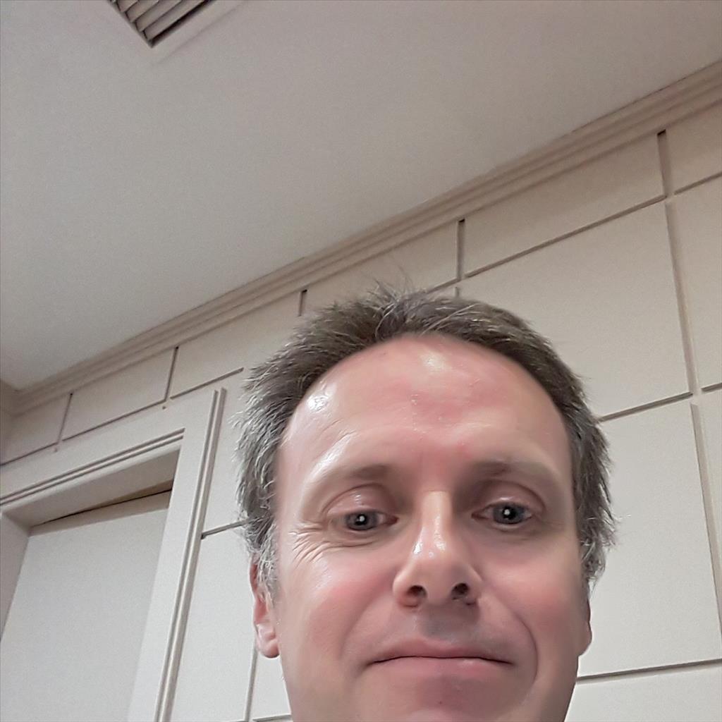 Manuel busca trabajo de Personal de limpieza