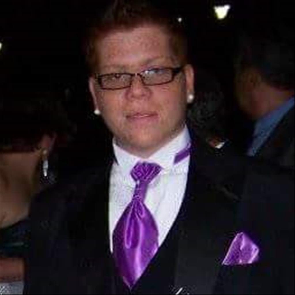 Franklin  busca trabajo de Recepcionista