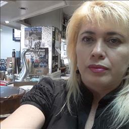 Norma  está buscando trabajo de recepcionista en Barakaldo.