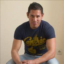 JOSE ALFREDO está buscando trabajo de camarero (barman) o camarera de barra o sala en Madrid. Bares, restaurantes, cafeterías o discotecas.