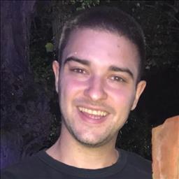 Alejandro está buscando trabajo de repartidor o repartidora en Ávila.