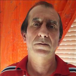 Jose Antonio está buscando trabajo de limpieza como limpiador o limpiadora, o camarera de pisos en un hotel u hostal en Madrid.