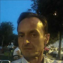 Gregorio está buscando trabajo de camarero (barman) o camarera de barra o sala en Córdoba. Bares, restaurantes, cafeterías o discotecas.