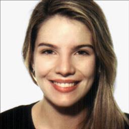 Monica está buscando trabajo de camarero (barman) o camarera de barra o sala en Gipuzkoa. Bares, restaurantes, cafeterías o discotecas.