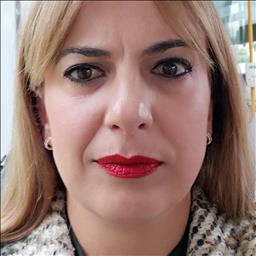 Natalia está buscando trabajo de camarero (barman) o camarera de barra o sala en Madrid. Bares, restaurantes, cafeterías o discotecas.