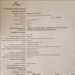Gina está buscando trabajo de camarero (barman) o camarera de barra o sala en Murcia. Bares, restaurantes, cafeterías o discotecas.