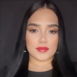 Corina  está buscando trabajo de camarero o camarera.