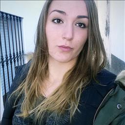 Maria ascension está buscando trabajo de recepcionista en Sevilla.