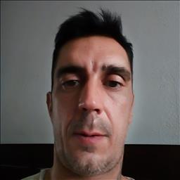Davide está buscando trabajo de camarero (barman) o camarera de barra o sala en Islas Baleares. Bares, restaurantes, cafeterías o discotecas.