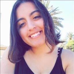 Lorena Mireilla  está buscando trabajo de camarero (barman) o camarera de barra o sala en Murcia. Bares, restaurantes, cafeterías o discotecas.