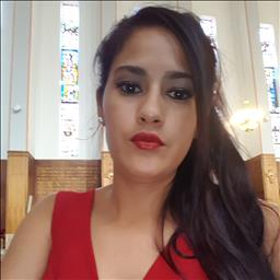 Olga Antonia está buscando trabajo de limpieza como limpiador o limpiadora, o camarera de pisos en un hotel u hostal en Madrid.