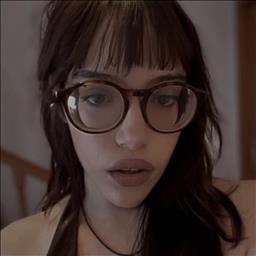 Ariadna  está buscando trabajo de camarero (barman) o camarera de barra o sala en Mollet del Vallès.