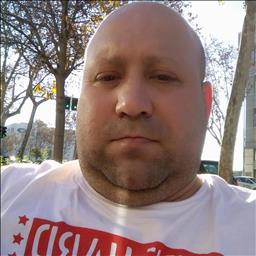 Mihaita lucian está buscando trabajo de limpieza como limpiador o limpiadora, camarero o camarera de pisos u otros empleos profesionales.