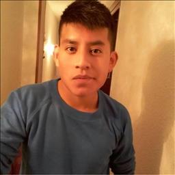 Jonathan está buscando trabajo de camarero (barman) o camarera de barra o sala en Zaragoza.