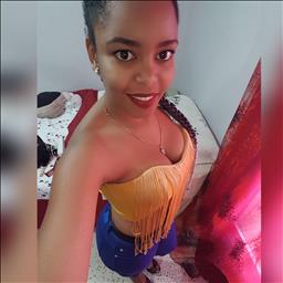 Nicaurys Carolina está buscando trabajo de camarero (barman) o camarera de barra o sala en Leganés.